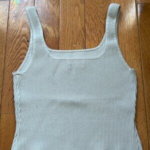 Aritzia Babaton Sculpt Knit Tank